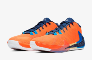 Zoom Freak 1